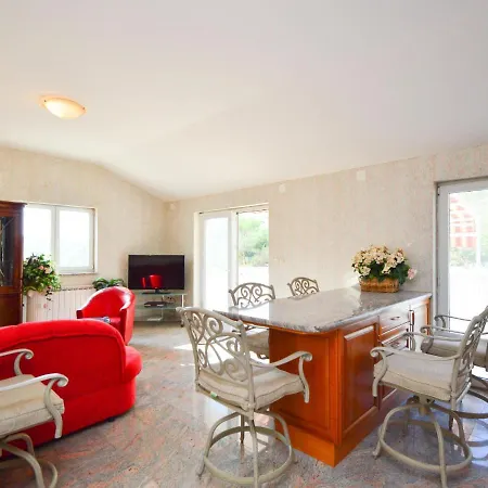 Casa de Férias Kursar By Interhome Zaton (Sibenik-Knin)