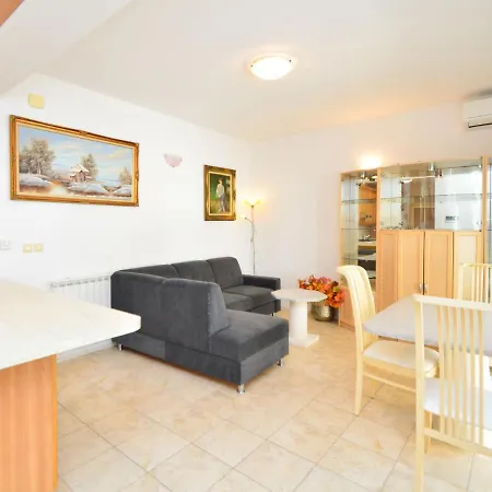 Casa de Férias Kursar By Interhome *