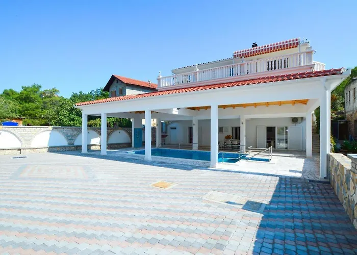 Kursar By Interhome *