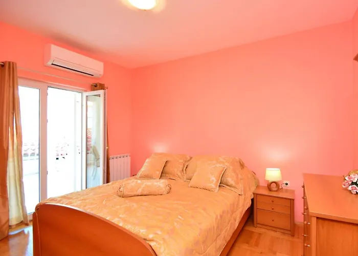 Nyaraló Kursar By Interhome *